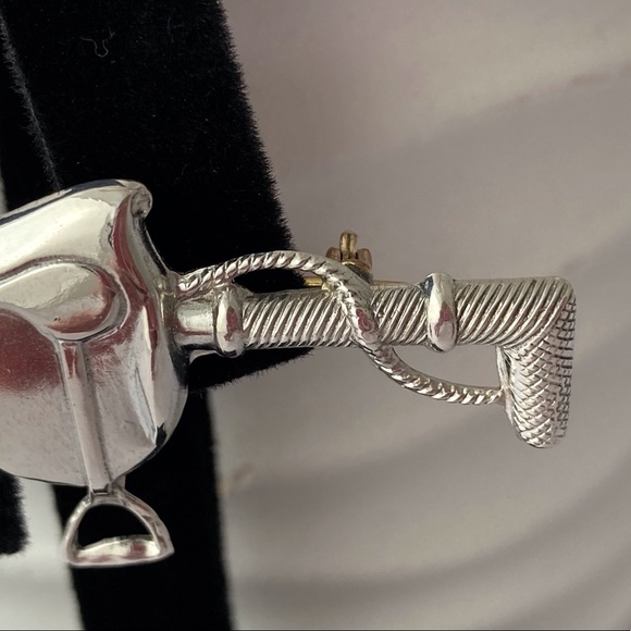 VINTAGE Sterling Silver Saddle Whip Brooch Pin - Picture 4 of 12